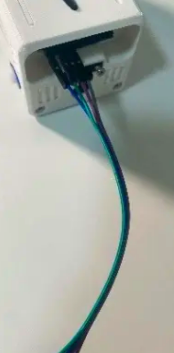 复刻stm32闪电狗桌宠