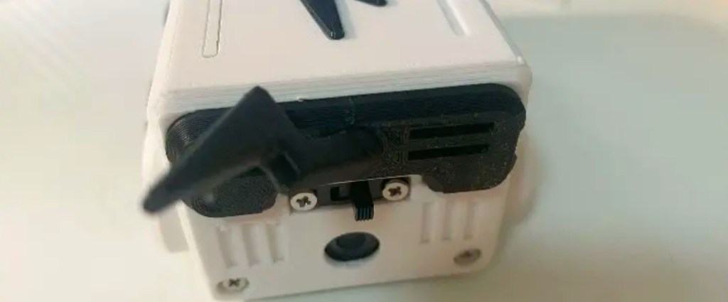 复刻stm32闪电狗桌宠